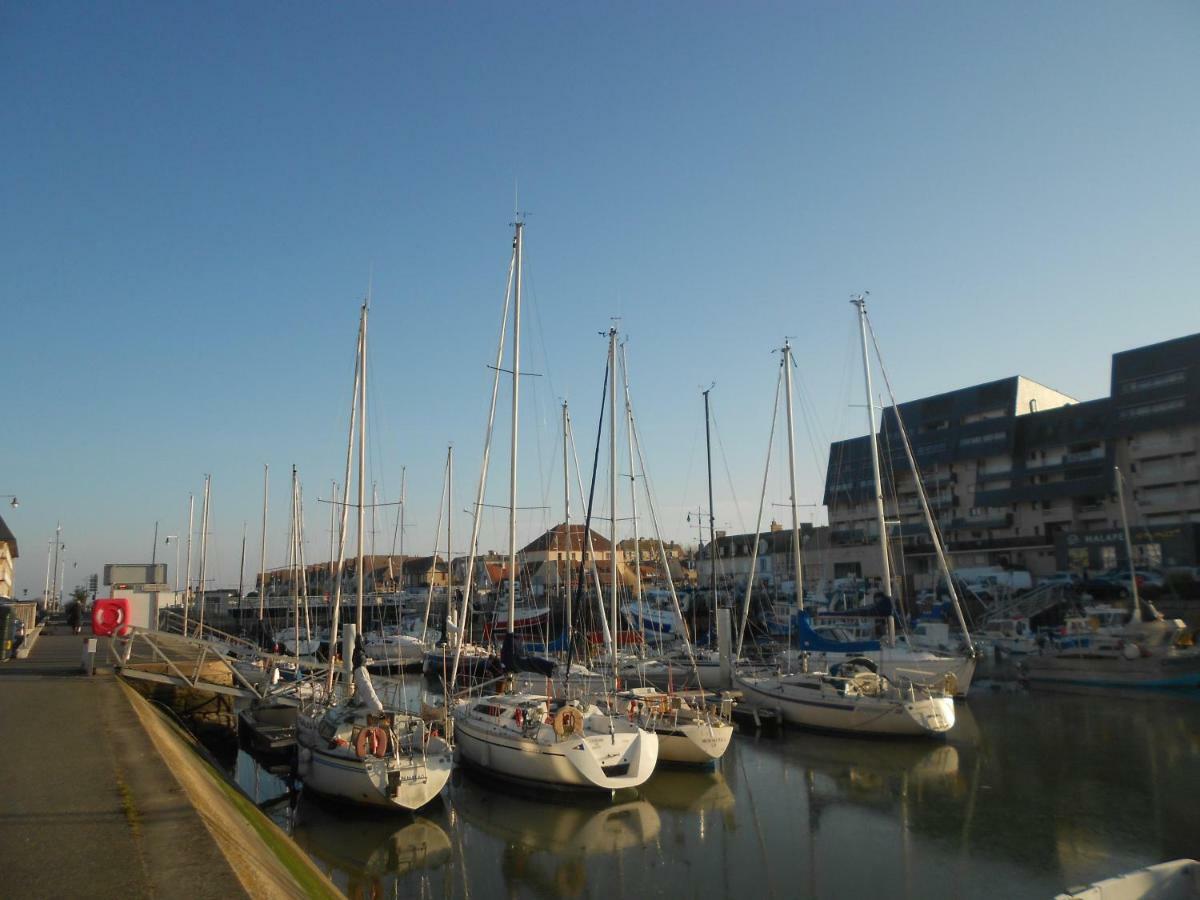 Ferienwohnung L'Aigue Marine Courseulles-sur-Mer Exterior foto